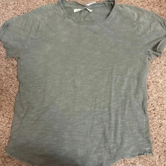 WE THE FREE PEOPLE BE MY BABY TEE TOP SHIRT SAGE GREEN SCALLOPED EDGE NEW L/XL - Picture 6 of 10